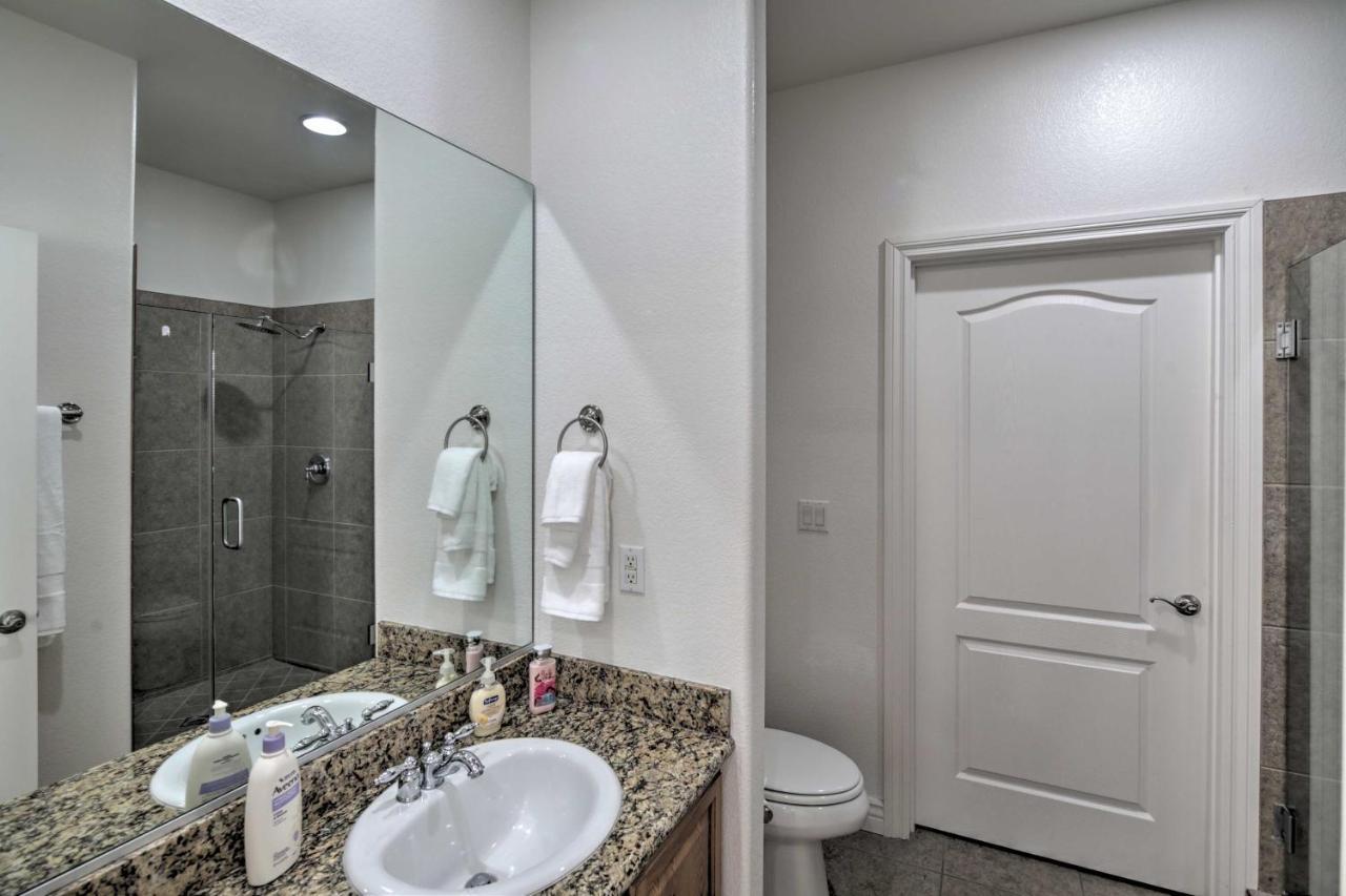 Desert Condo With Pool About 3 Miles To Colorado River! Bullhead City Eksteriør bilde
