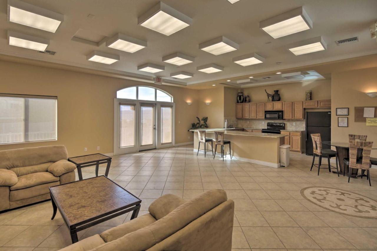Desert Condo With Pool About 3 Miles To Colorado River! Bullhead City Eksteriør bilde